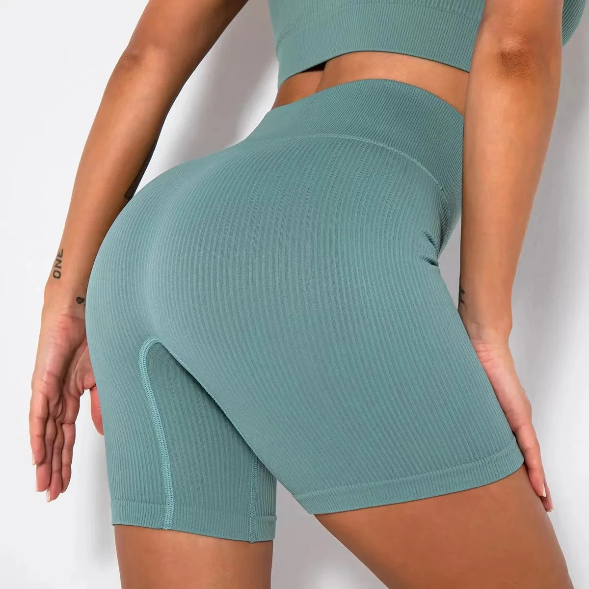 KnitSculpt™ Seamless Push-Up Shorts